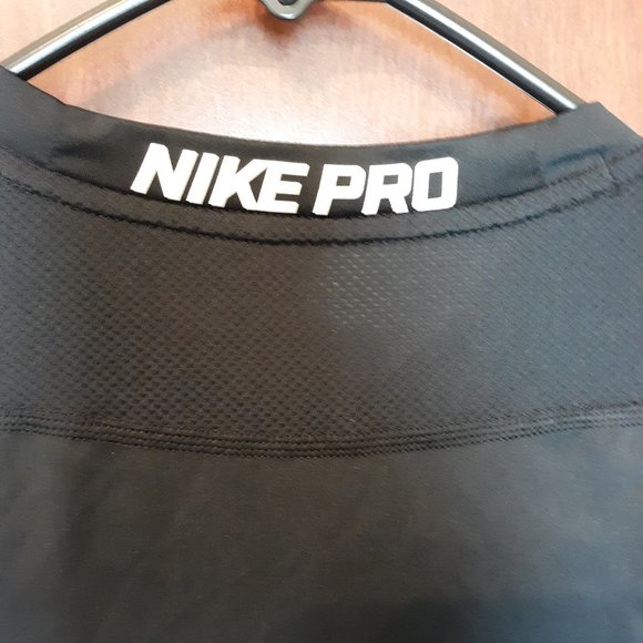 Boys Nike Pro Dri Fit Black Mesh Panel Tee - Picture 5 of 11